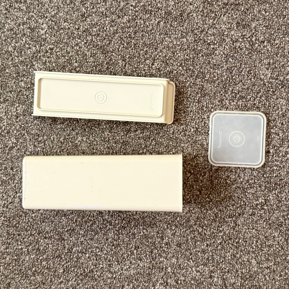 Tupperware Velveeta Cheese Keeper - Picture 4 of 7